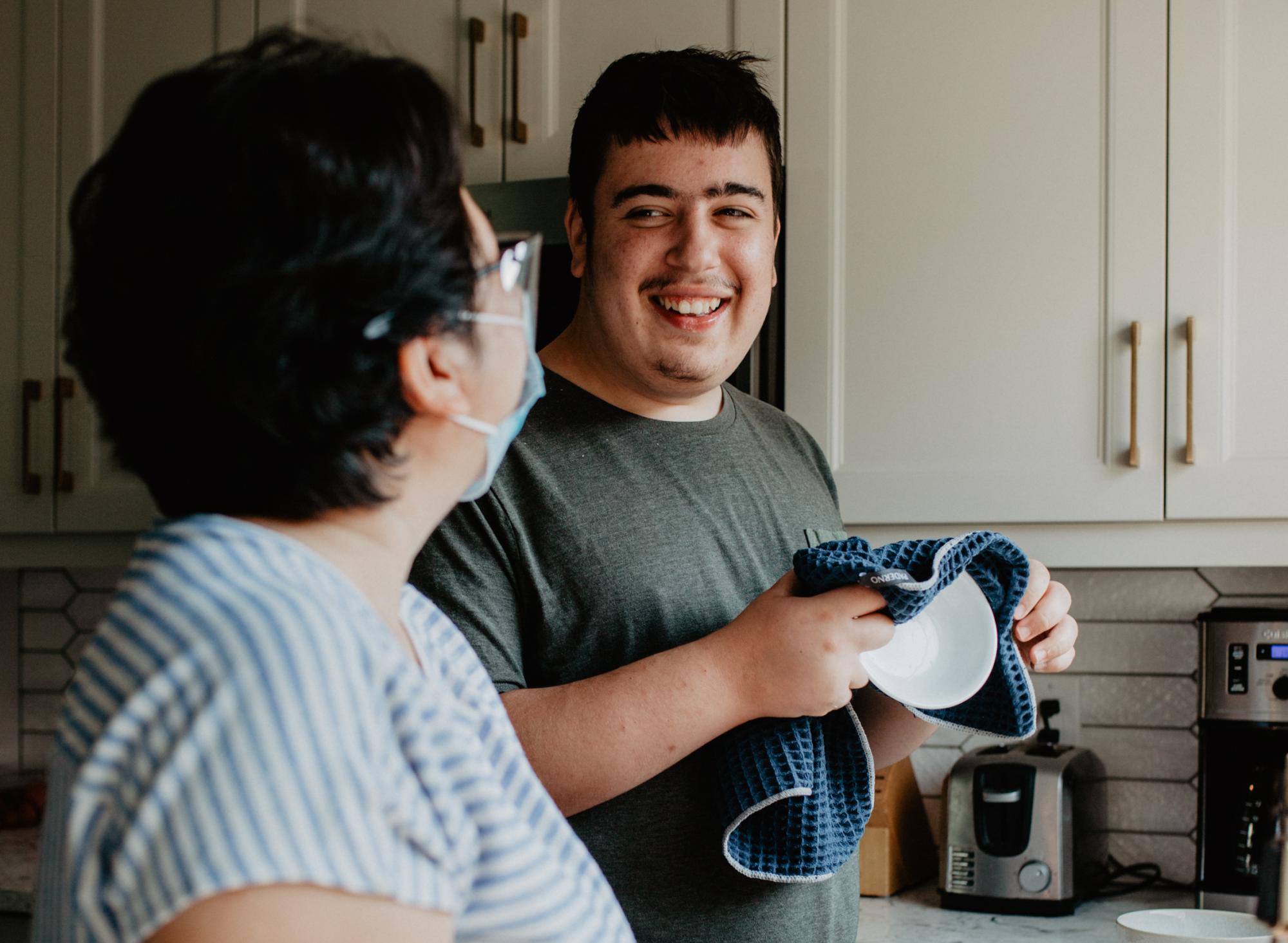 Wai Han and Eric in the kitchen